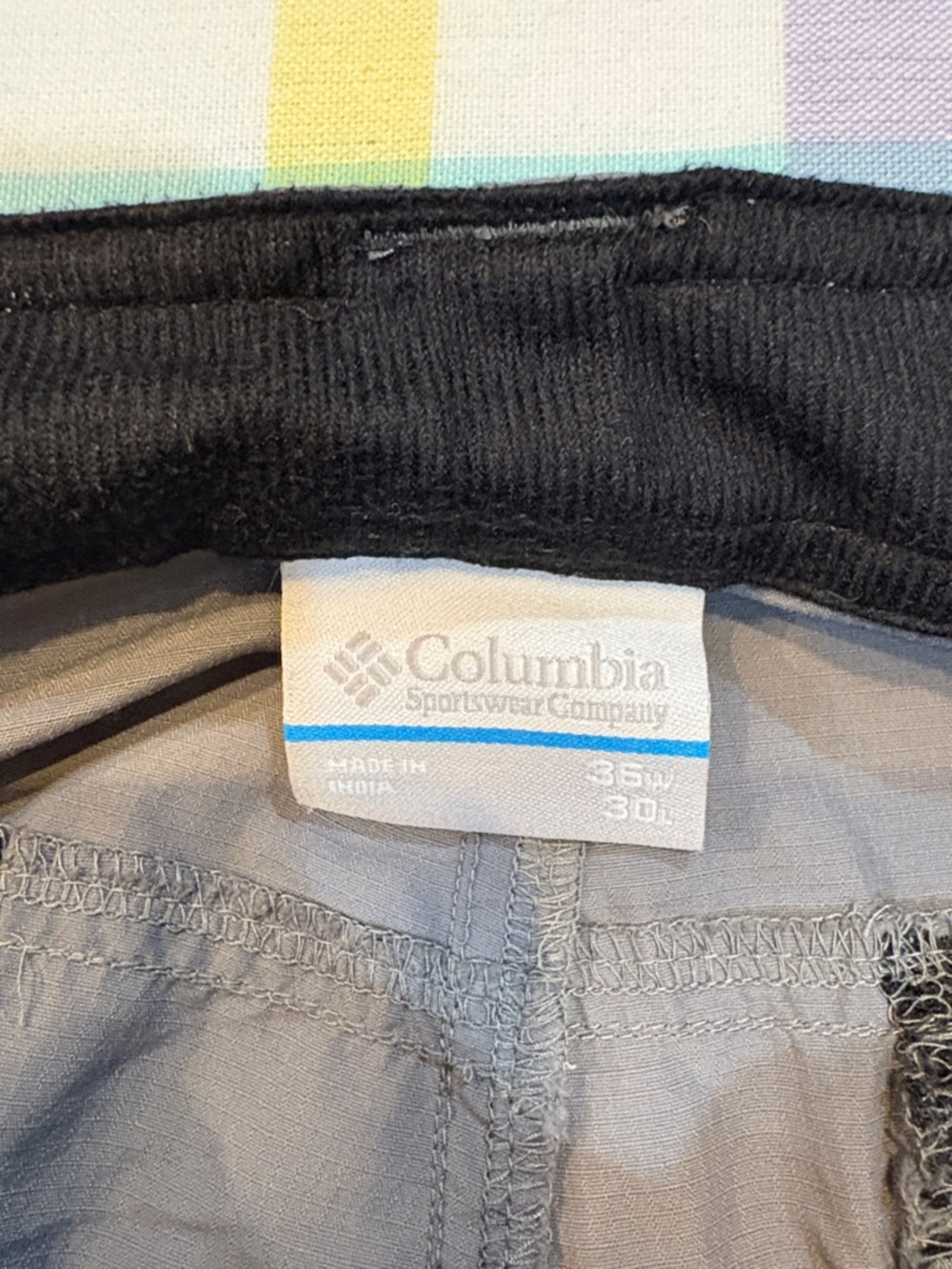 Columbia Men's Lightweight Omni-Shade Cargo Pants - Picture 7 of 10